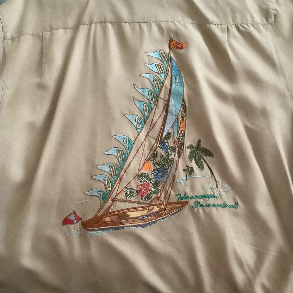 Tommy Bahama Camp Shirt. Size Large. Dry Cleaned.